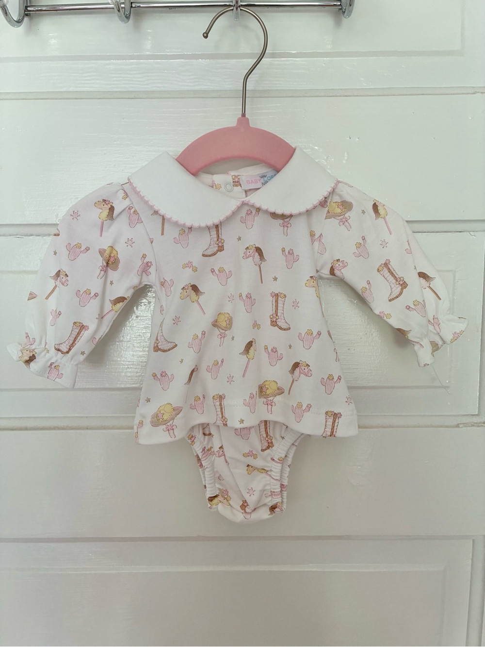 NWOT Baby Loren Western Printed Set